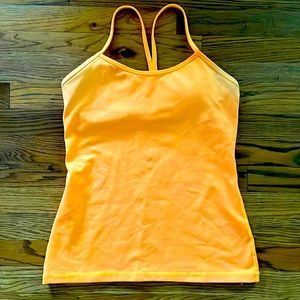 Lululemon Racerback Tank Power Y Orange Creamsicle Color. EUC Size 10. Shelf bra
